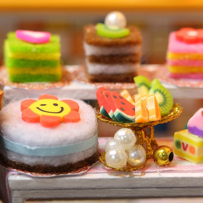 DIY Dollhouse Kit Cake & Desserts Miniature Casa Dollhouse 3D Wooden Puzzles Bakery Diorama Scenery