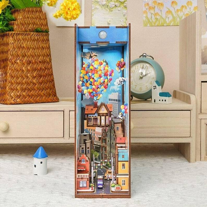 Balloons In The Sky - DIY Book Nook Kits Book Doll House Book Shelf Insert Book Scenery Bookends Bookcase with Light Model Building Kit - Rajbharti Crafts