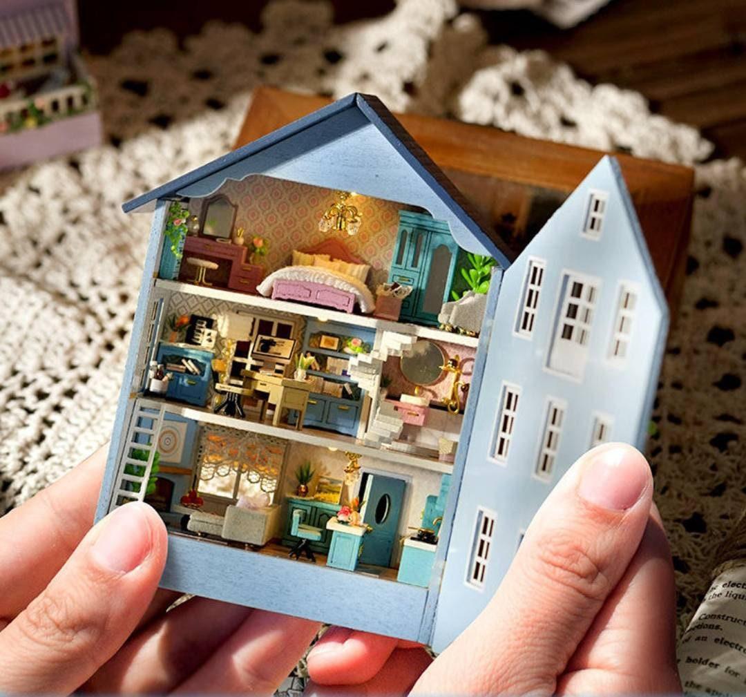 DIY Dollhouse Kit Mini House Series European Style Dollhouse Two Story Doll House With Openable Doors Birthday Christmas Gift Adult Craft